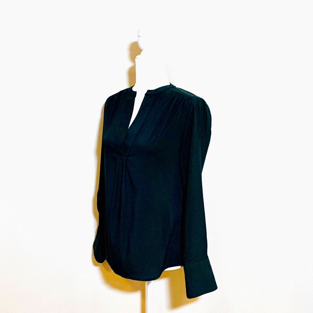 Calvin Kline Solid V-Neck Blouse NWOT